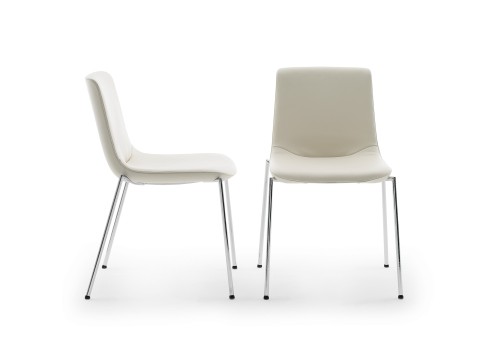 de Sede: DS-717 Dining Chair without arms in custom leather